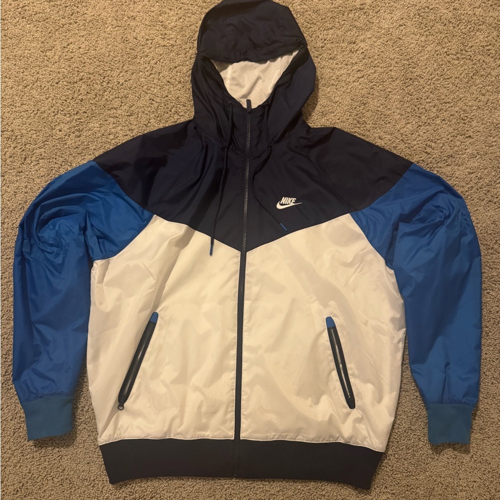 Nike Men's Navy and White Windbreaker